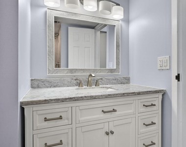 3590 Via Poinciana - Photo Thumbnail 45