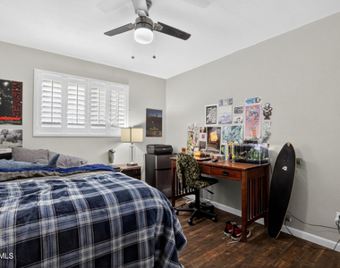123 E Erie Drive - Photo Thumbnail 24