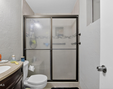 123 E Erie Drive - Photo Thumbnail 22