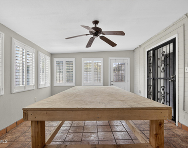 123 E Erie Drive - Photo Thumbnail 32