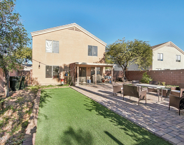 12571 W Mauna Loa Lane - Photo Thumbnail 33