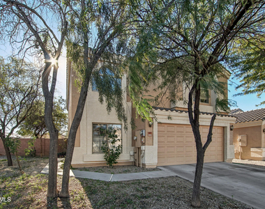 12571 W Mauna Loa Lane - Photo Thumbnail 2