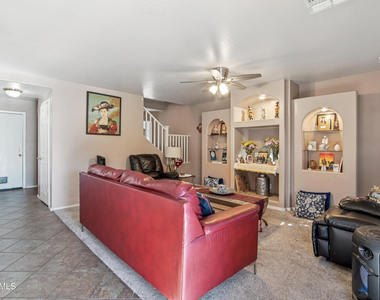 12571 W Mauna Loa Lane - Photo Thumbnail 4