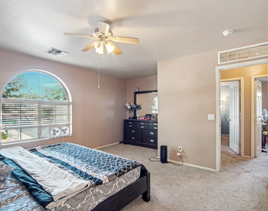 12571 W Mauna Loa Lane - Photo Thumbnail 21