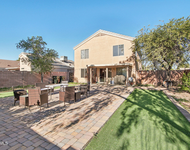 12571 W Mauna Loa Lane - Photo Thumbnail 31