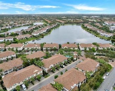 2930 Cascada Isles Way - Photo Thumbnail 22