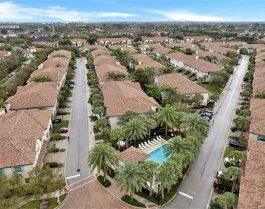 2930 Cascada Isles Way - Photo Thumbnail 23