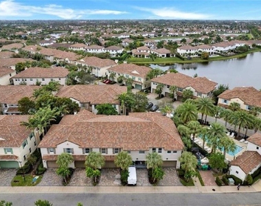 2930 Cascada Isles Way - Photo Thumbnail 19