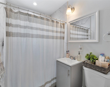 342 Sw 22nd Street - Photo Thumbnail 7