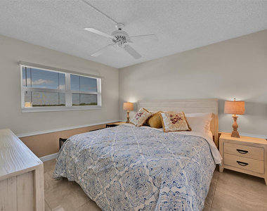 2350 Ne 14th Street Causeway - Photo Thumbnail 14