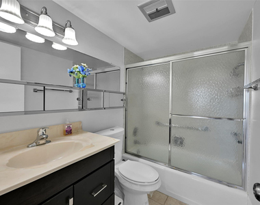 2350 Ne 14th Street Causeway - Photo Thumbnail 19