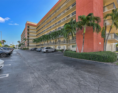 2350 Ne 14th Street Causeway - Photo Thumbnail 32