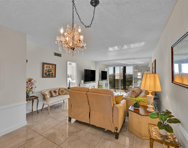 2350 Ne 14th Street Causeway - Photo Thumbnail 6