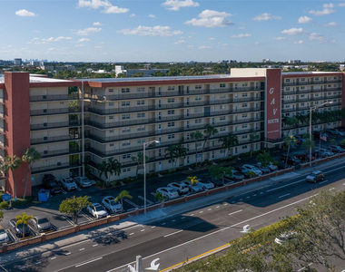 2350 Ne 14th Street Causeway - Photo Thumbnail 34
