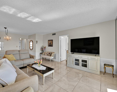 2350 Ne 14th Street Causeway - Photo Thumbnail 8