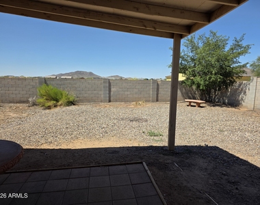 12600 W Diaz Drive - Photo Thumbnail 11
