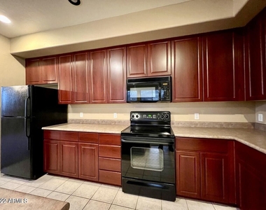 705 W Queen Creek Road - Photo Thumbnail 2