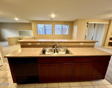 705 W Queen Creek Road - Photo Thumbnail 1