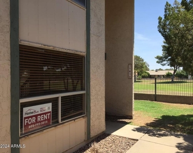 17813 N 45th Avenue - Photo Thumbnail 8