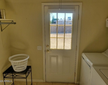 10841 W Acacia Drive - Photo Thumbnail 18
