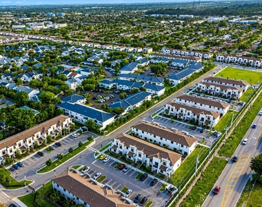 20682 Ne 2nd Court - Photo Thumbnail 15