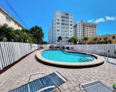 2555 Ne 11th Street - Photo Thumbnail 26