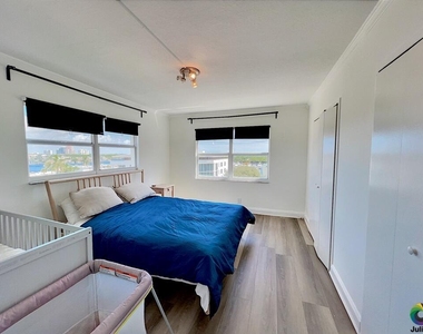 2555 Ne 11th Street - Photo Thumbnail 5