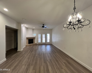 7021 E Earll Drive - Photo Thumbnail 2