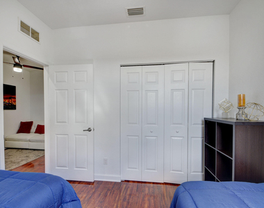 10342 Wellington Parc Drive - Photo Thumbnail 26