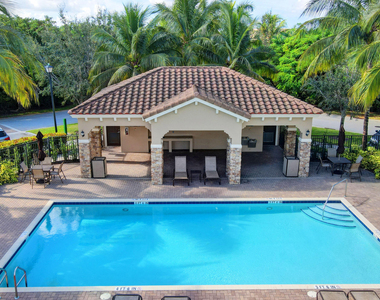 10342 Wellington Parc Drive - Photo Thumbnail 30
