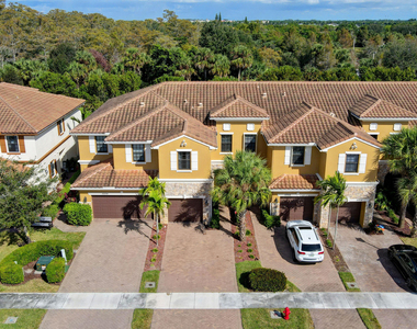 10342 Wellington Parc Drive - Photo Thumbnail 42