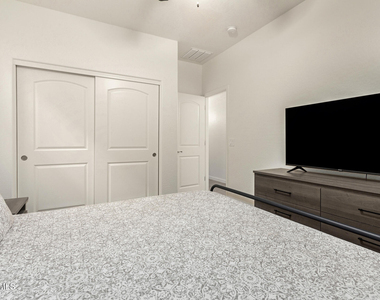 15866 N 76th Avenue - Photo Thumbnail 29