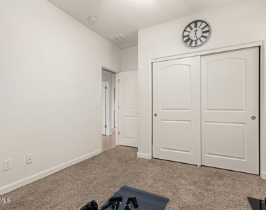 15866 N 76th Avenue - Photo Thumbnail 33