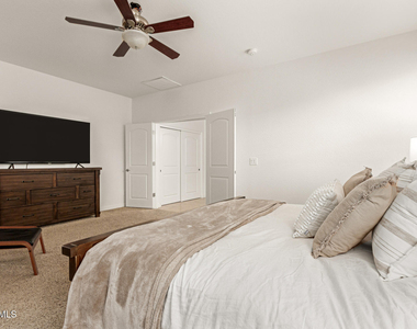 15866 N 76th Avenue - Photo Thumbnail 15