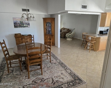 10838 W Acacia Drive - Photo Thumbnail 9