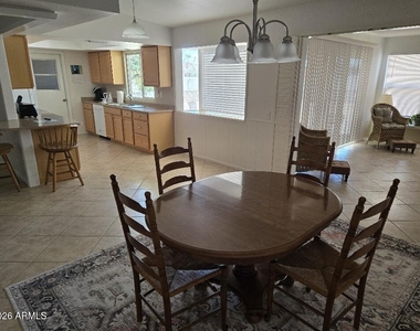 10838 W Acacia Drive - Photo Thumbnail 5