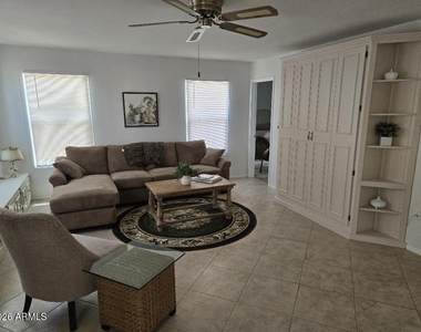 10838 W Acacia Drive - Photo Thumbnail 8