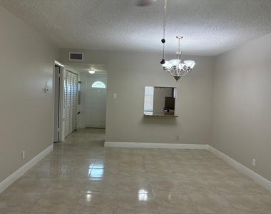 7300 Nw 5th Court - Photo Thumbnail 6