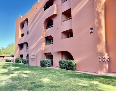 12212 N Paradise Village Parkway S - Photo Thumbnail 17