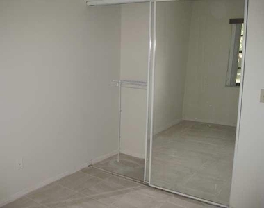 3665 Nw 94th Avenue - Photo Thumbnail 8