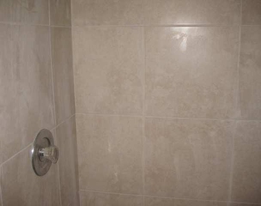 3665 Nw 94th Avenue - Photo Thumbnail 4