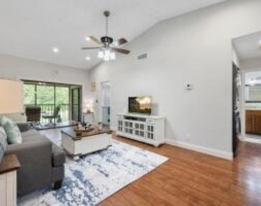 3130 Millwood Terrace - Photo Thumbnail 7