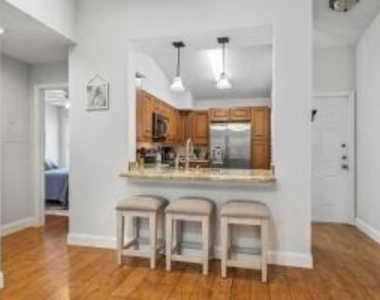 3130 Millwood Terrace - Photo Thumbnail 3