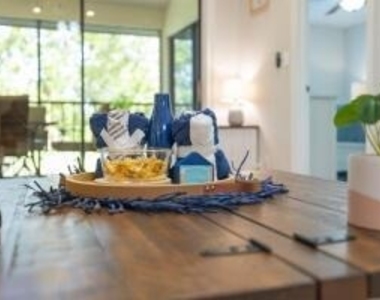3130 Millwood Terrace - Photo Thumbnail 8