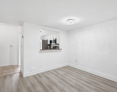 3832 Nw 90th Avenue - Photo Thumbnail 8
