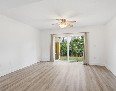 3832 Nw 90th Avenue - Photo Thumbnail 10