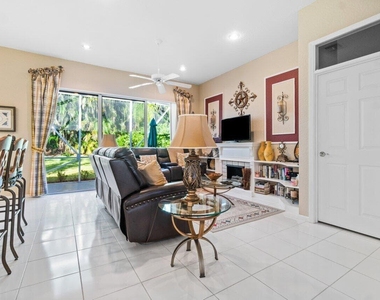 7940 Rockford Road - Photo Thumbnail 12