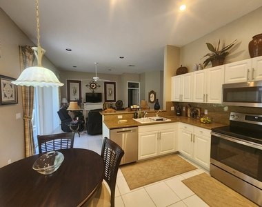 7940 Rockford Road - Photo Thumbnail 5