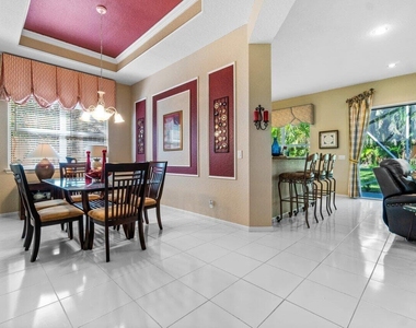 7940 Rockford Road - Photo Thumbnail 11