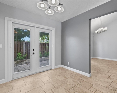 1714 Shoreside Circle - Photo Thumbnail 8